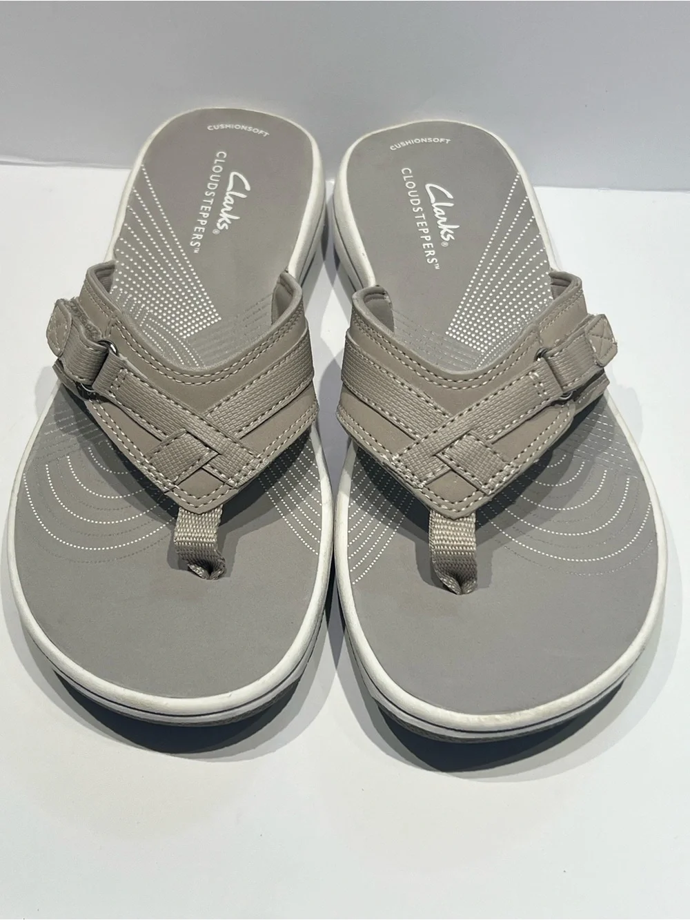 Clarks Cloudsteppers women’s Taupe Gray Slide Sandals Sz 7